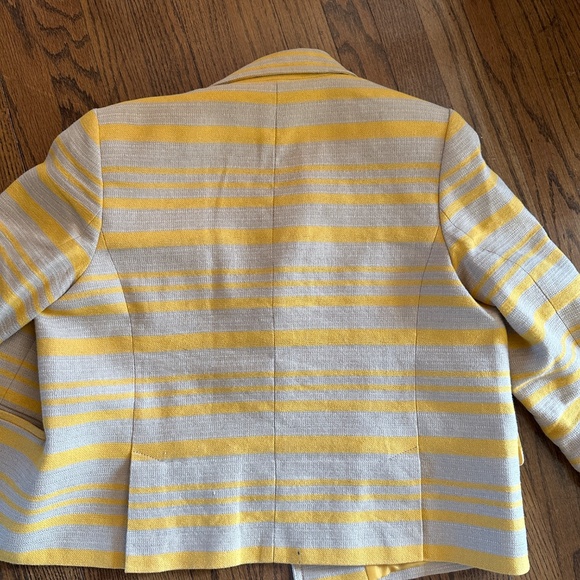 Talbots blazer short - Picture 2 of 3